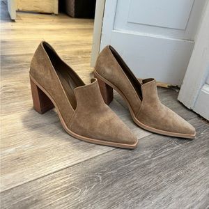 Vince Camuto Tan Pointed Heel